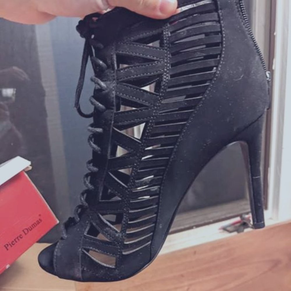 Women's size 9 heels